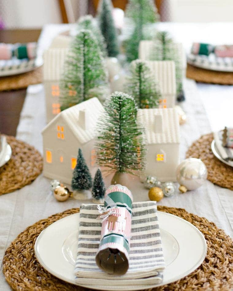 25 Festive Christmas Centerpiece Ideas Craftsy Hacks