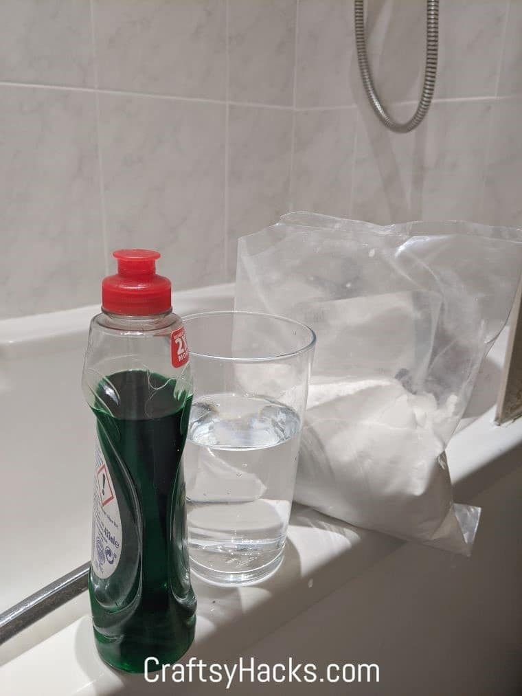 20 Baking Soda Cleaning Hacks You Want to Know Craftsy Hacks