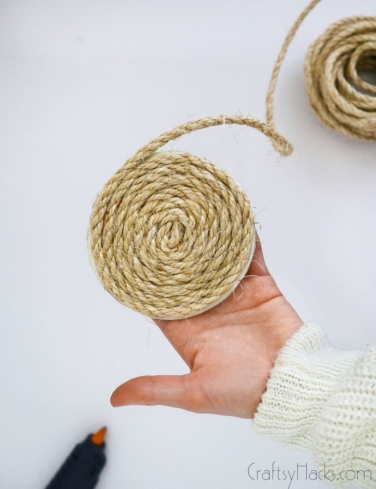 Simple Beachy DIY Rope Coasters Craftsy Hacks