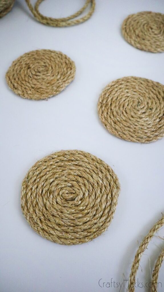 Simple Beachy DIY Rope Coasters Craftsy Hacks