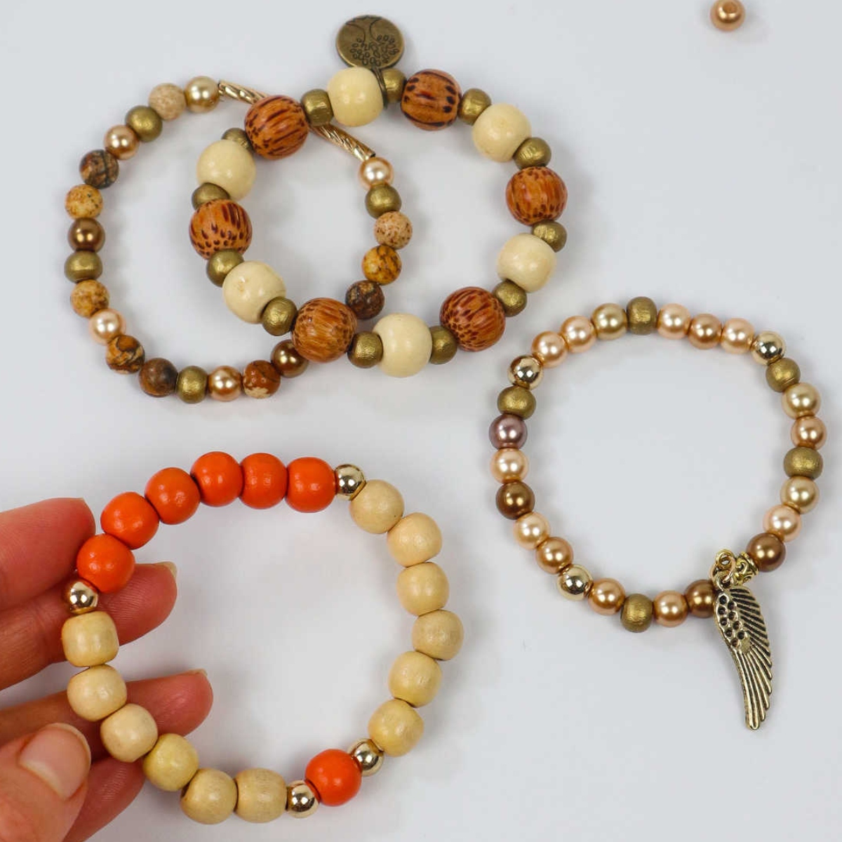 How to Make Beaded Bracelets Craftsy Hacks