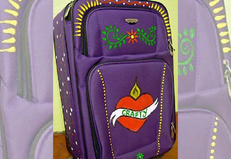 How to paint a suitcase Crafty Chica