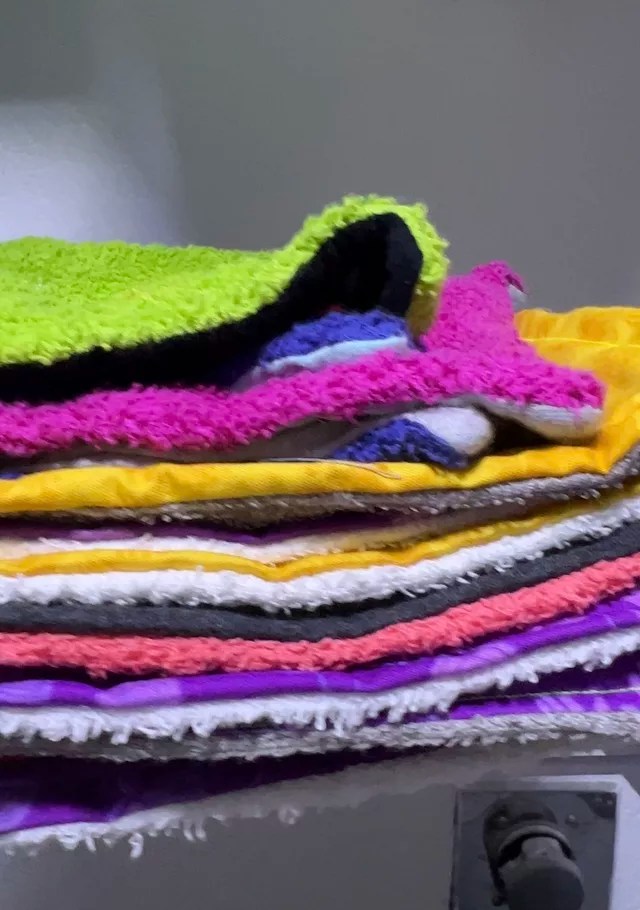 Fast and easy unpaper towels DIY Crafty Chica