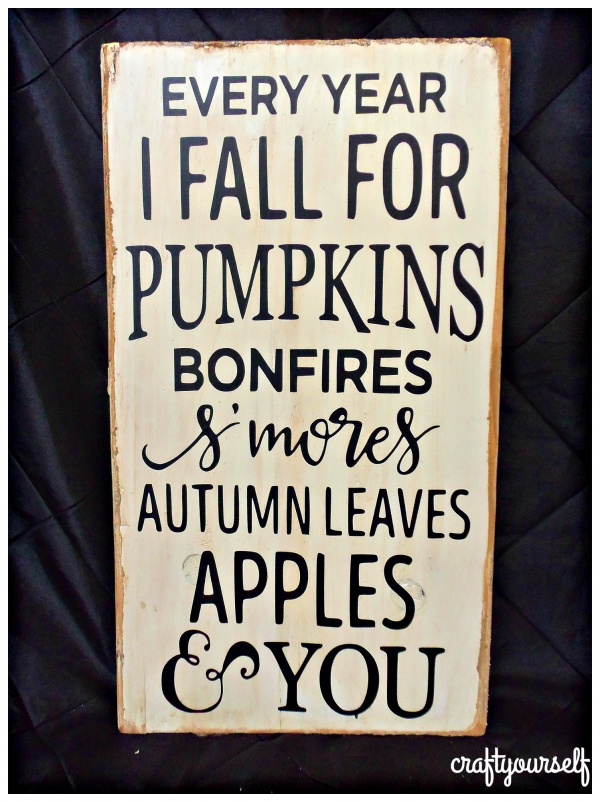 Fall Home Decorating including rustic fall signs and home decor.