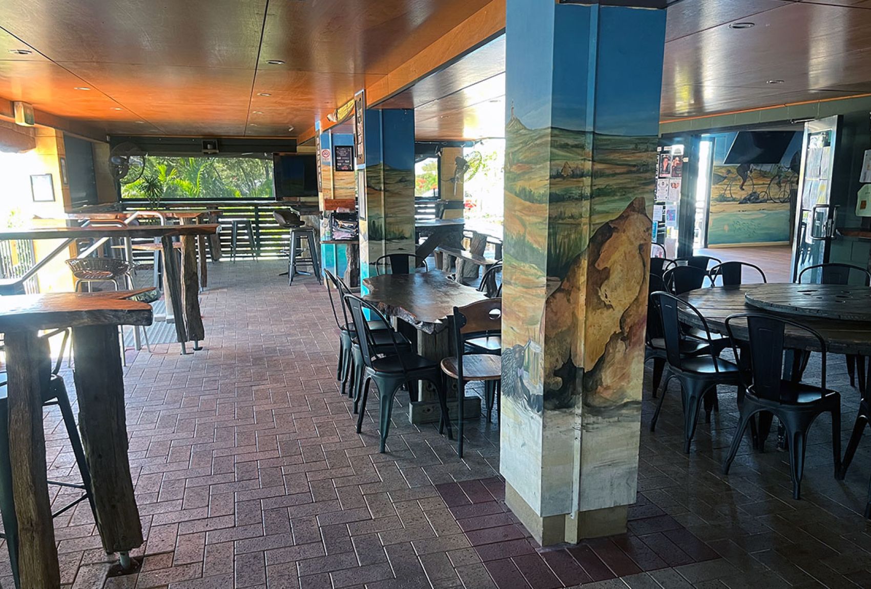 Froth Craft Brewery, Exmouth The Crafty Pint