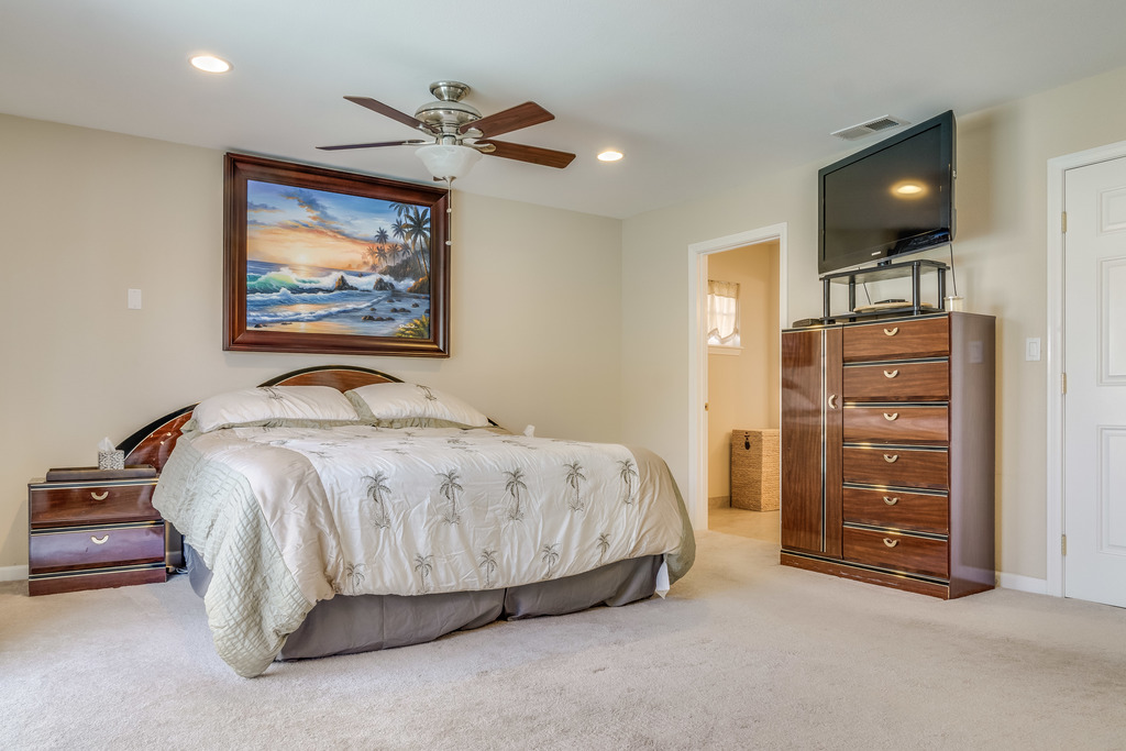 1345 S Moonstone Street