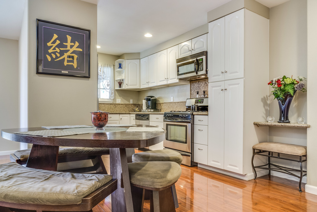 1345 S Moonstone Street