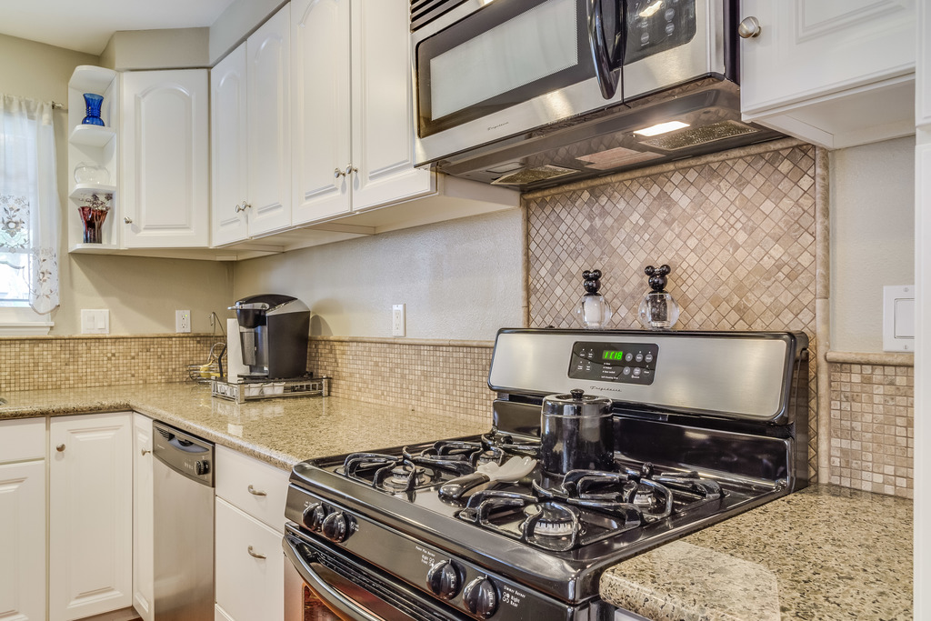 1345 S Moonstone Street