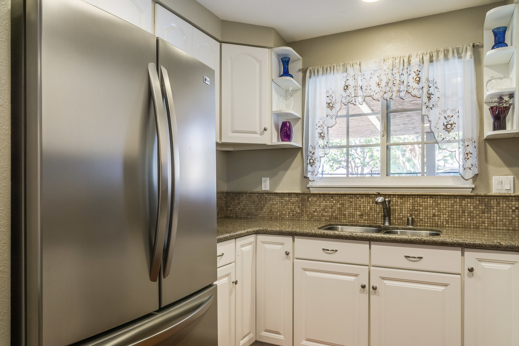 1345 S Moonstone Street