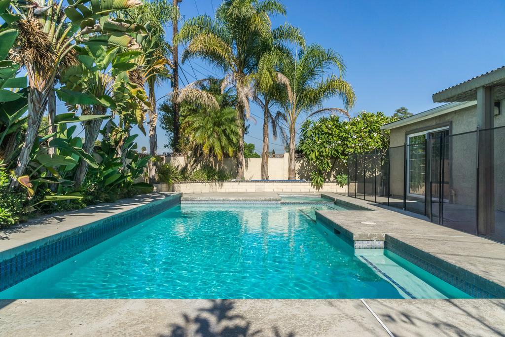 1345 S Moonstone Street