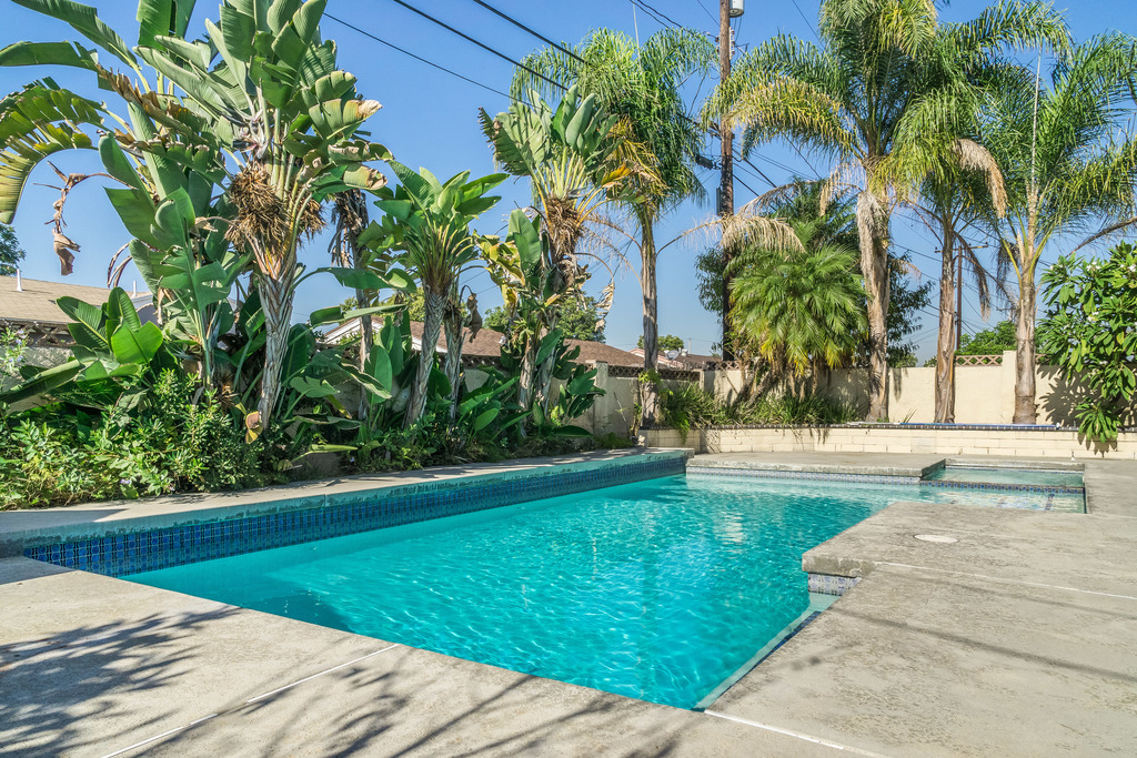 1345 S Moonstone Street