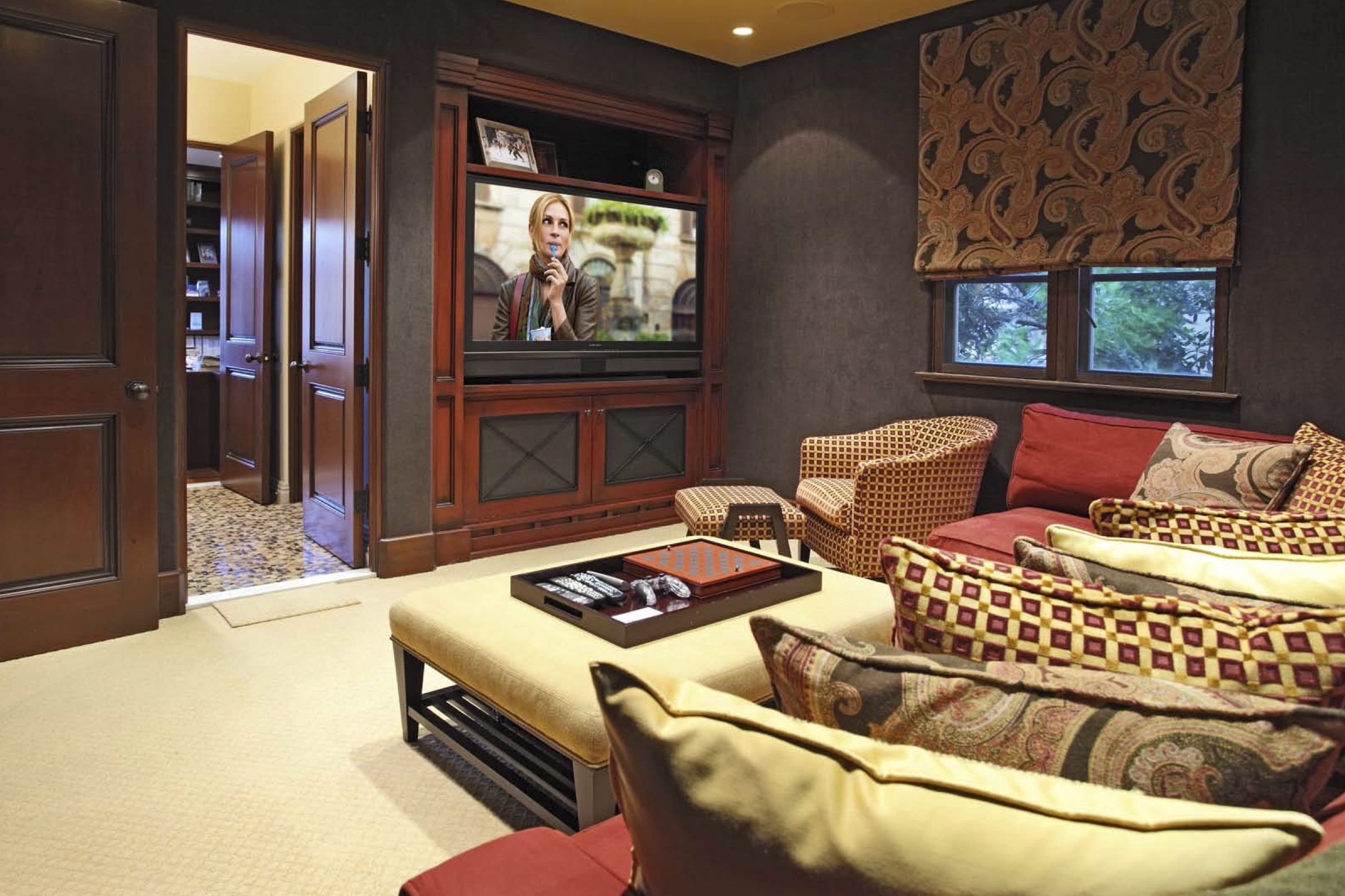 17 MEDIA ROOM Craig S. Hampton