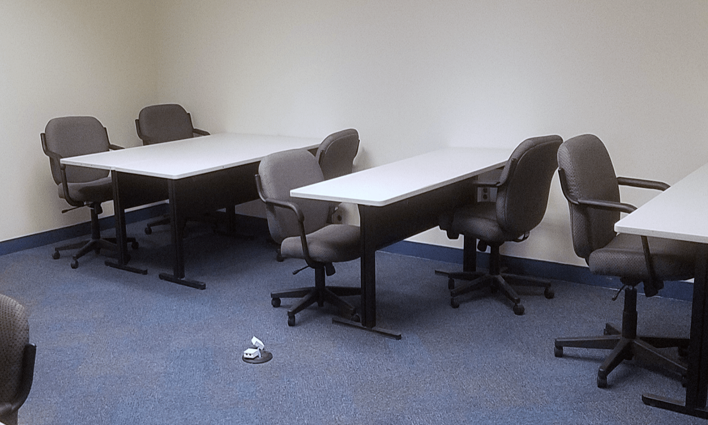 Large Lab Cranberry Hill Associates, Inc.