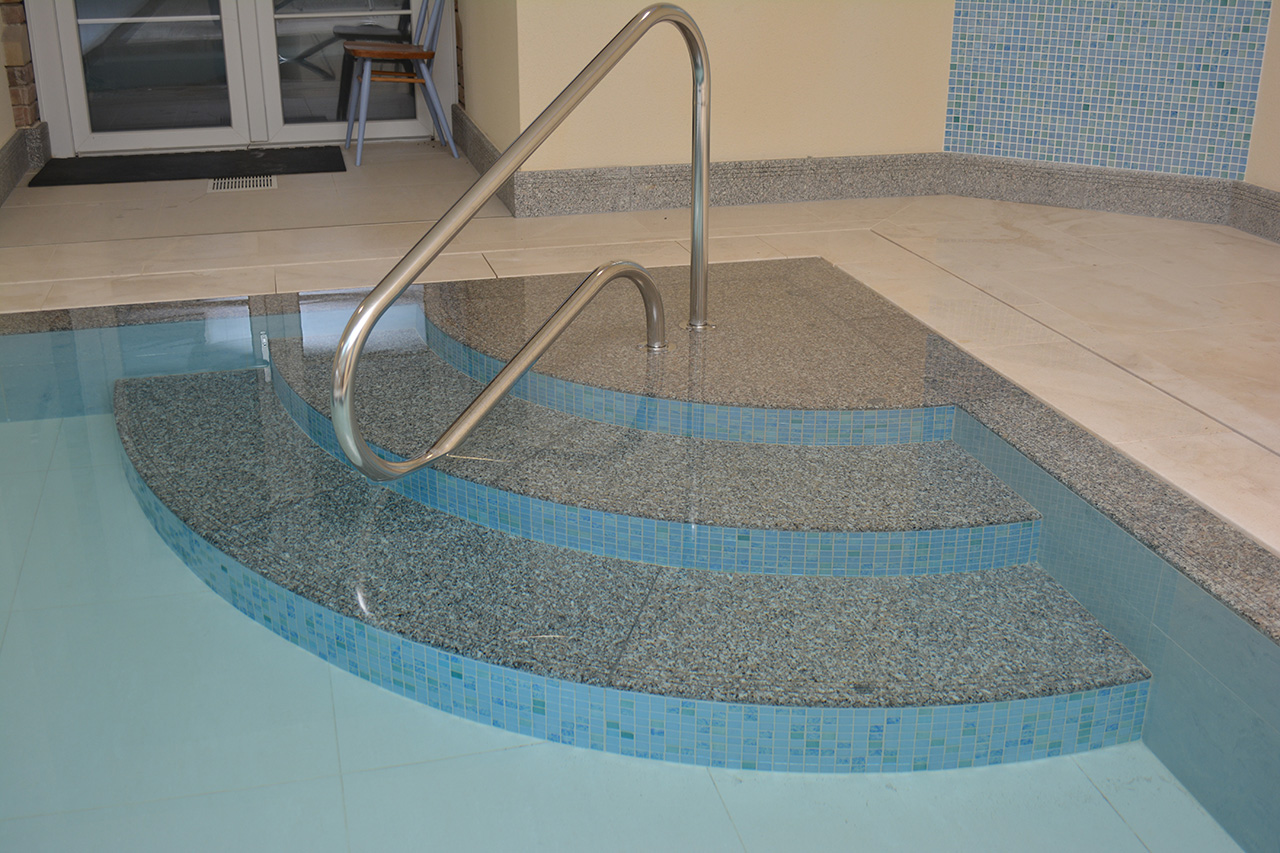 Granite internal radius pool steps 001 Cranbourne Stone