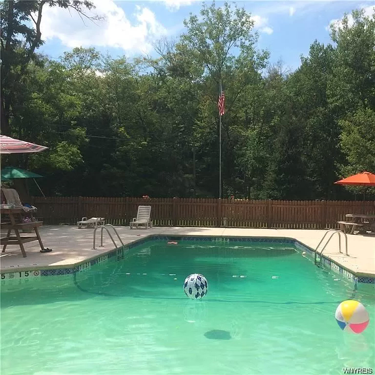 About Craneridge … Craneridge Homeowners Association