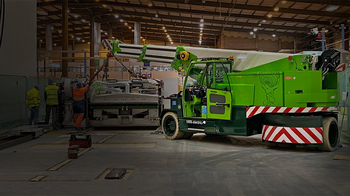 Electric Pick and Carry Cranes for the Glass and Glazing Market