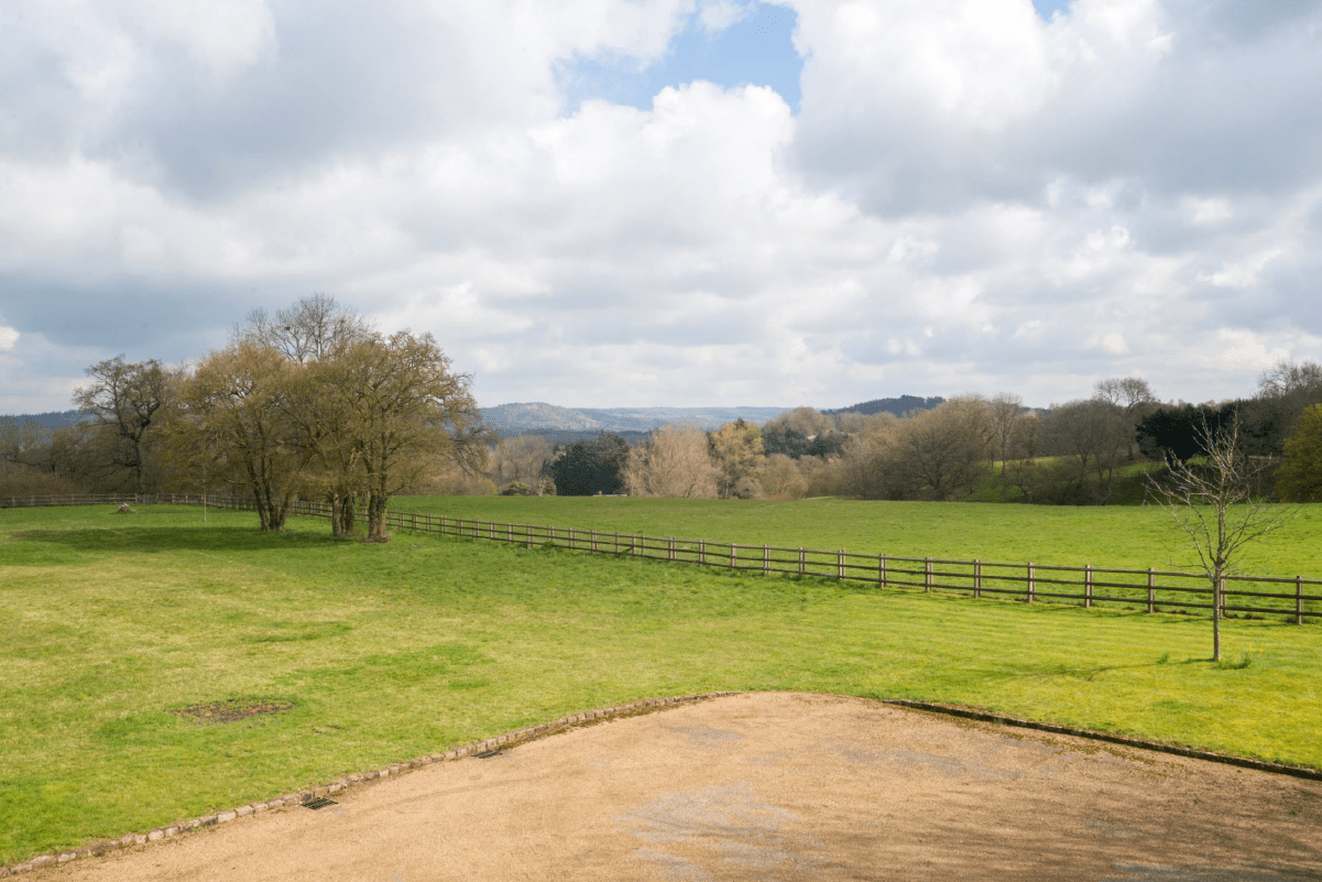 Spring Hill Farm, Bramley Cranfold