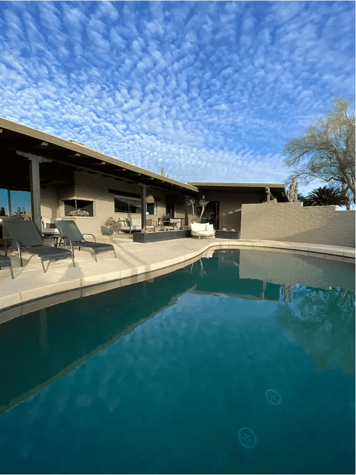 The Ladies’ Casa Luke CrashPads