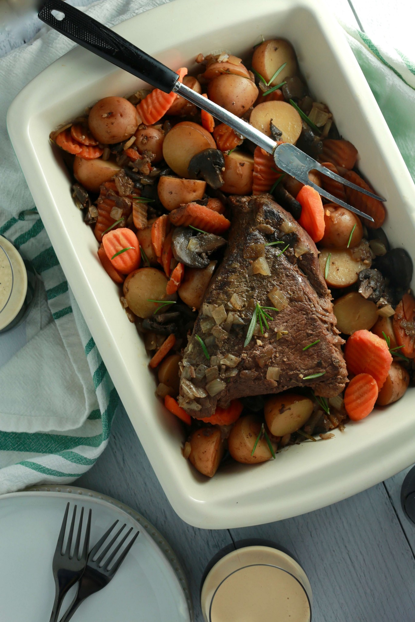 Crock pot Guinness pot roast recipe EverybodyCraves