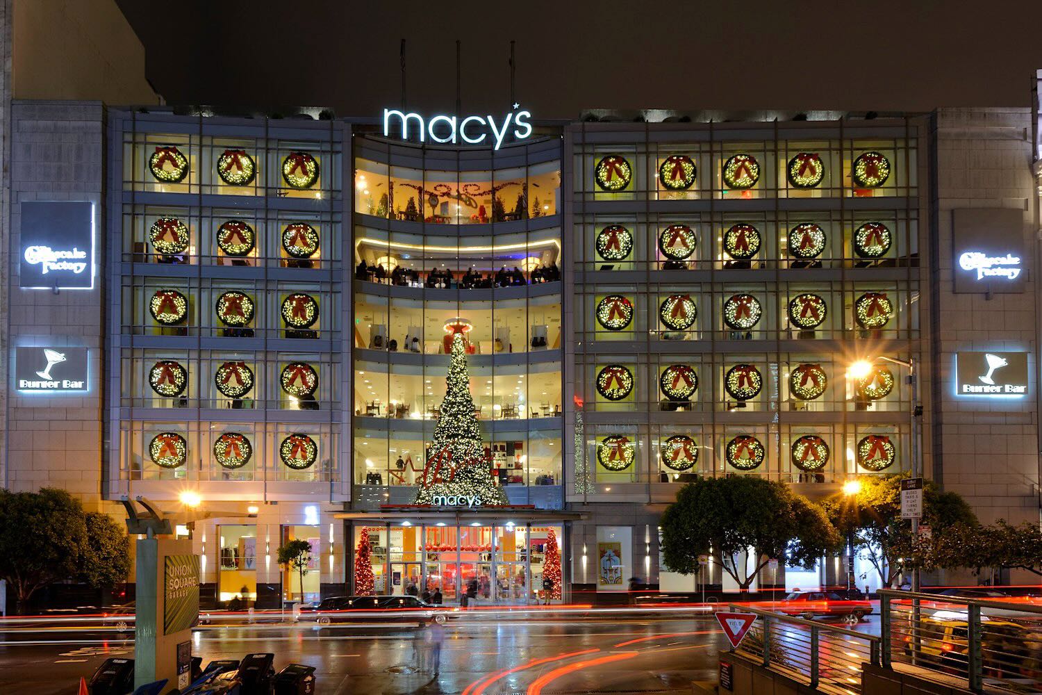 Macy's in Union Square to Shut Down CrawlSF