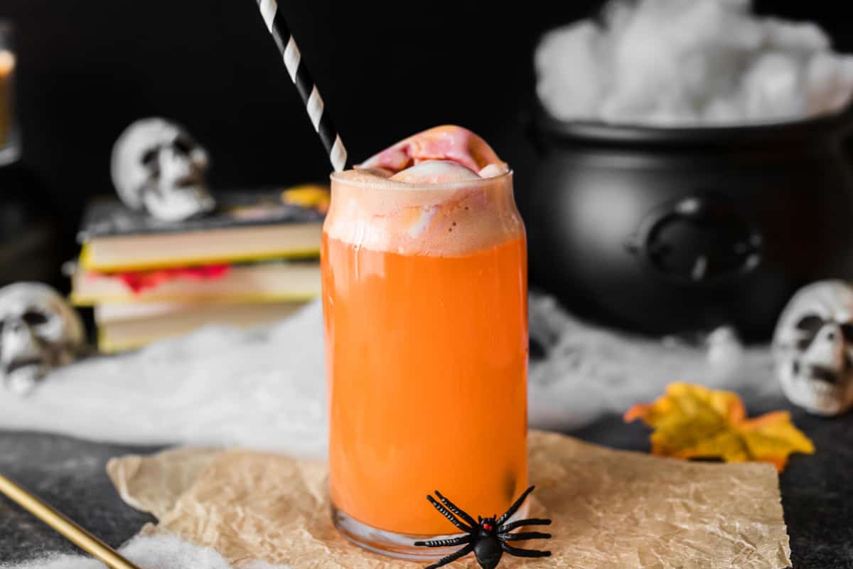 Hocus Pocus Punch (NonAlcoholic Halloween Punch for Kids)