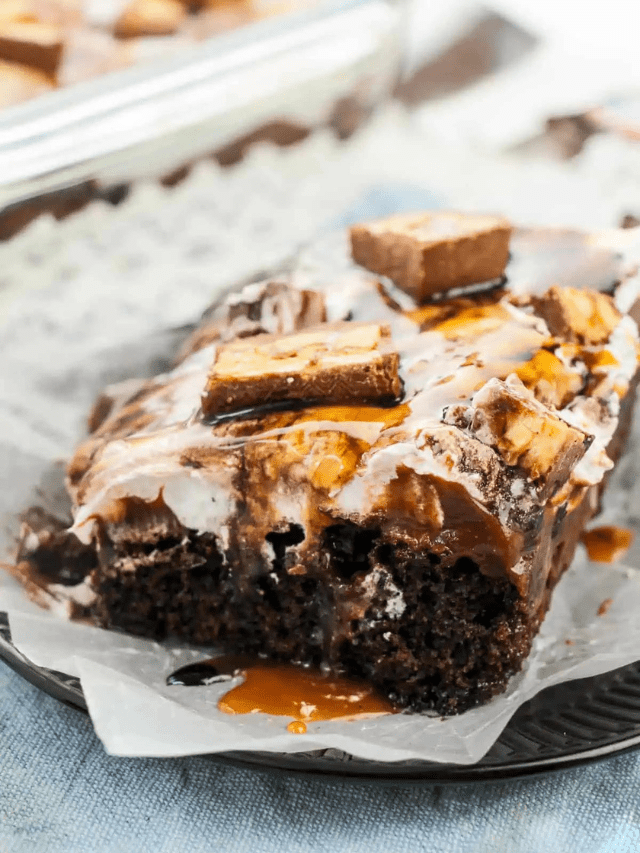 Wonderful Snickers Poke Cake Recipe! Crayons & Cravings