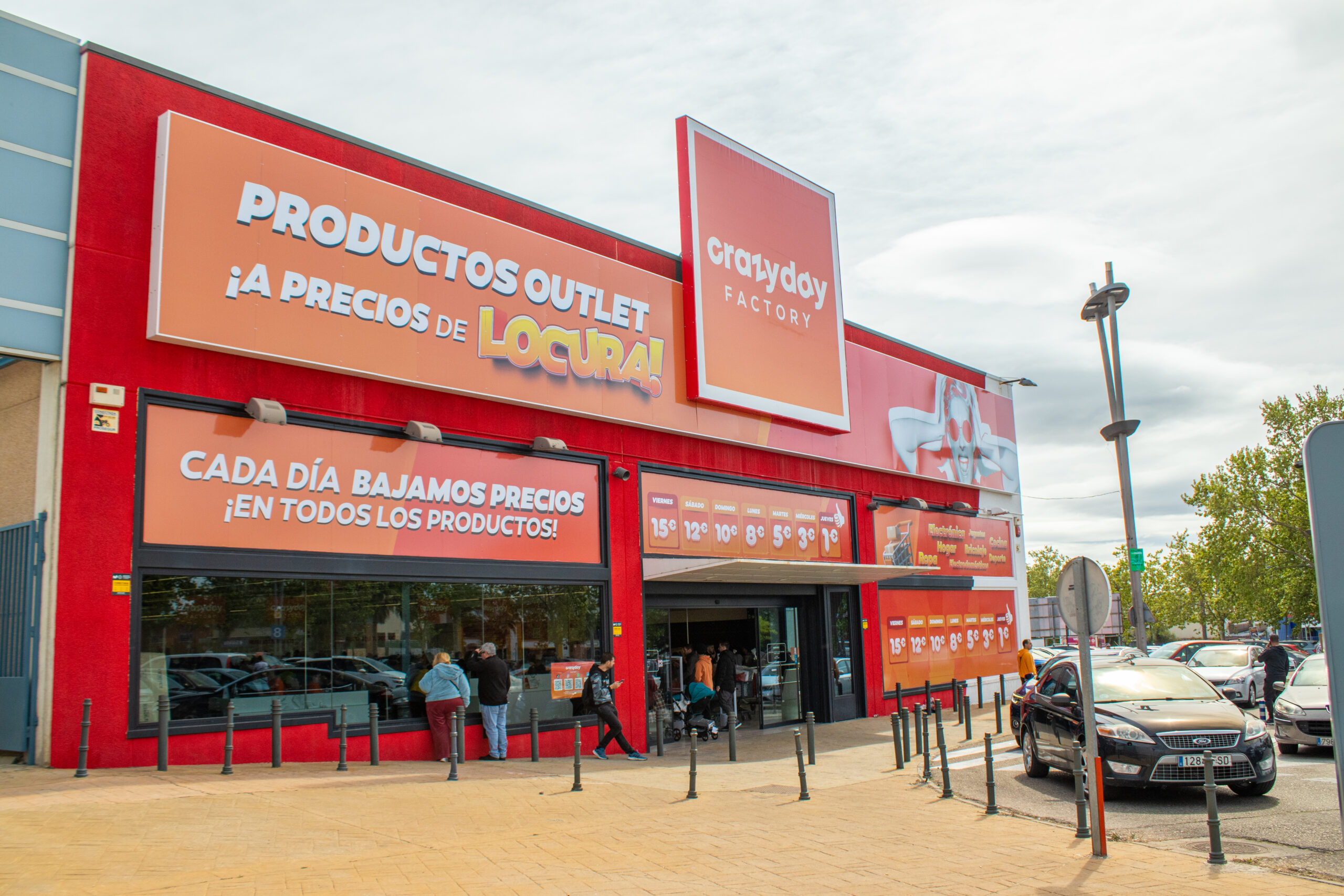 Nosotros Crazy Day Factory