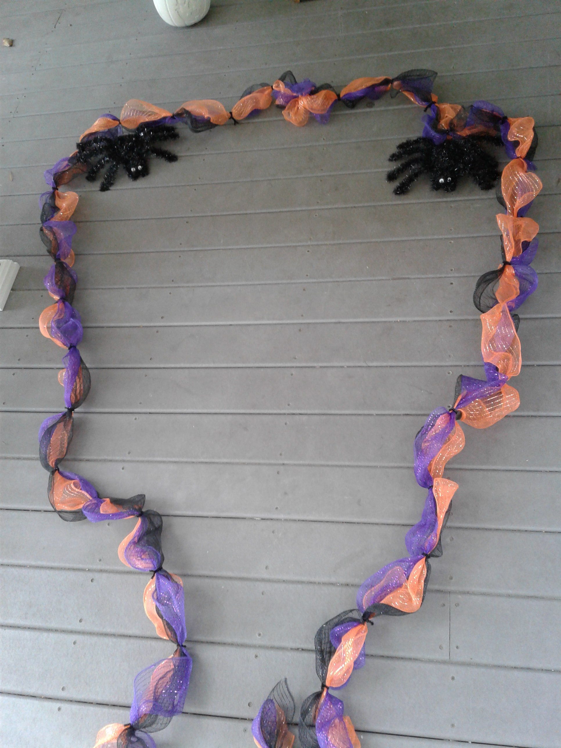 DIY halloween garland Crazy DIY Mom
