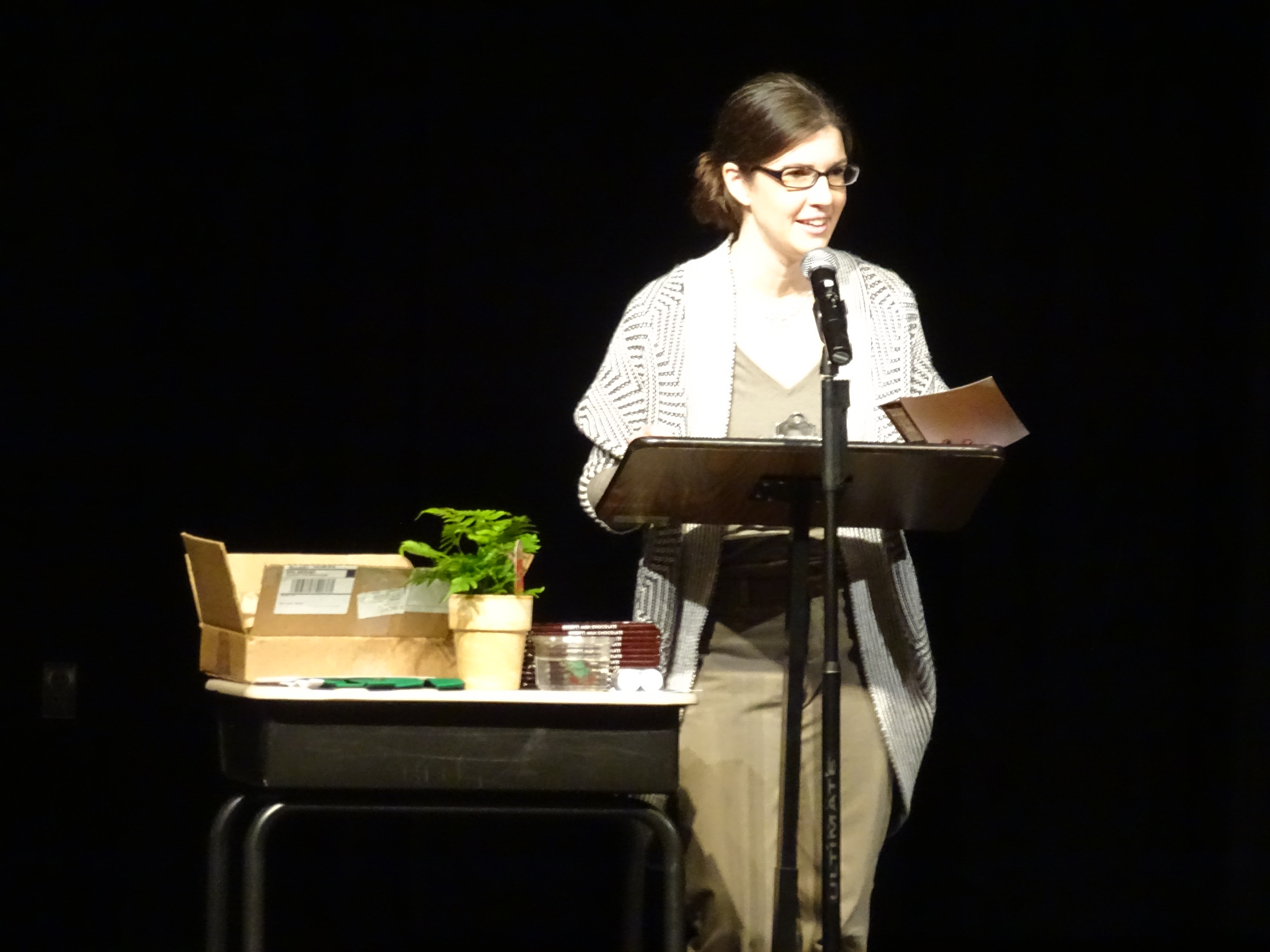 DSC05950 Crazy Science Lady