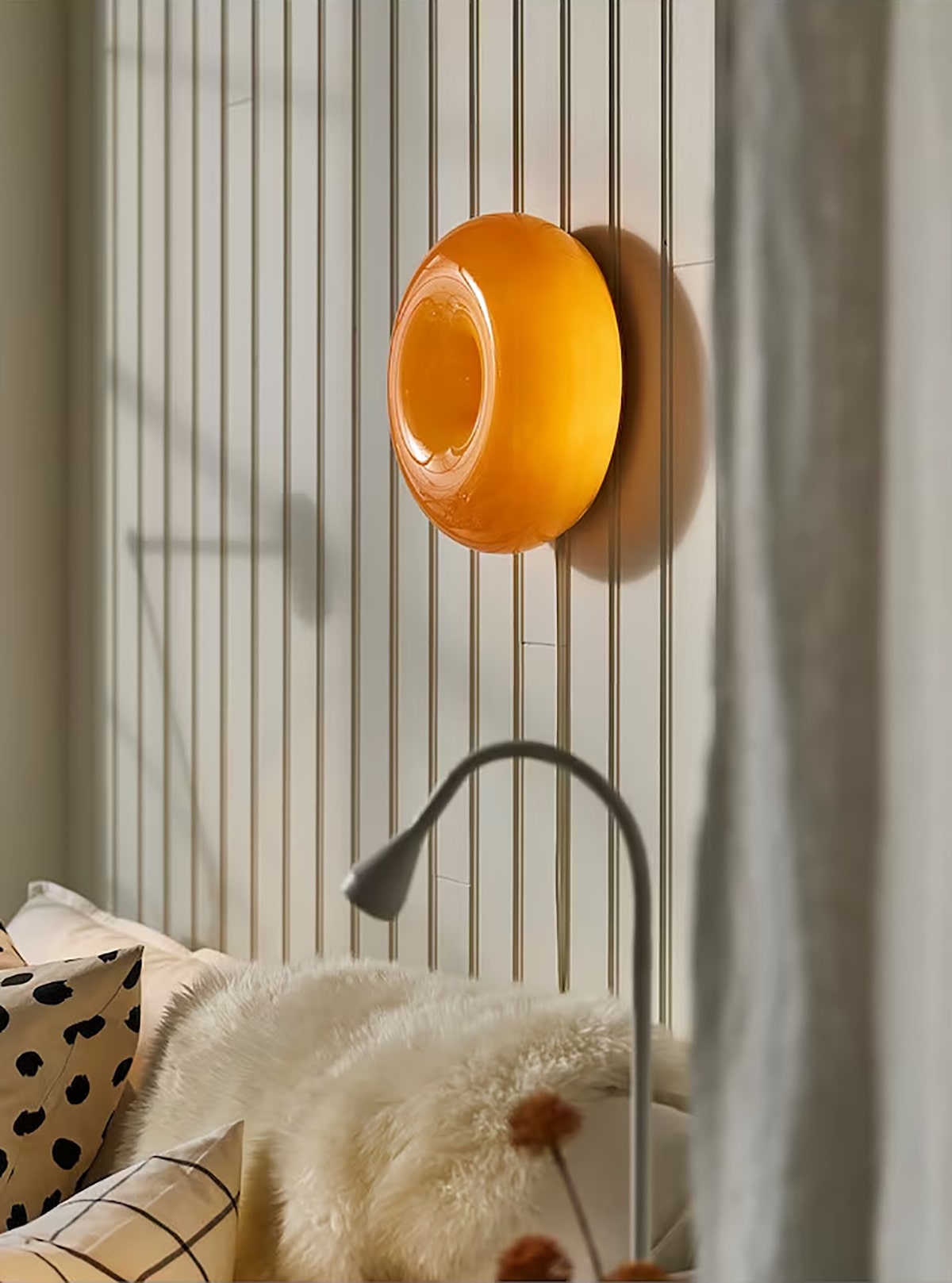 IKEA dévoile une lampe donut au design minimaliste délicieux