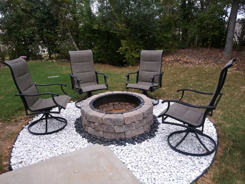 Firepit With Gravel Create A Dream Landscaping LLC.