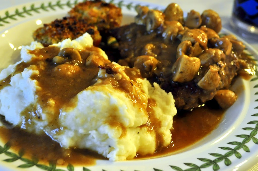 Chopped Steak with Vinegar and Mushroom Gravy, Cream Cheese Mashed