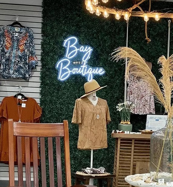 Make Your Own Neon Signs With Custom Neon Sign Maker 🛠️