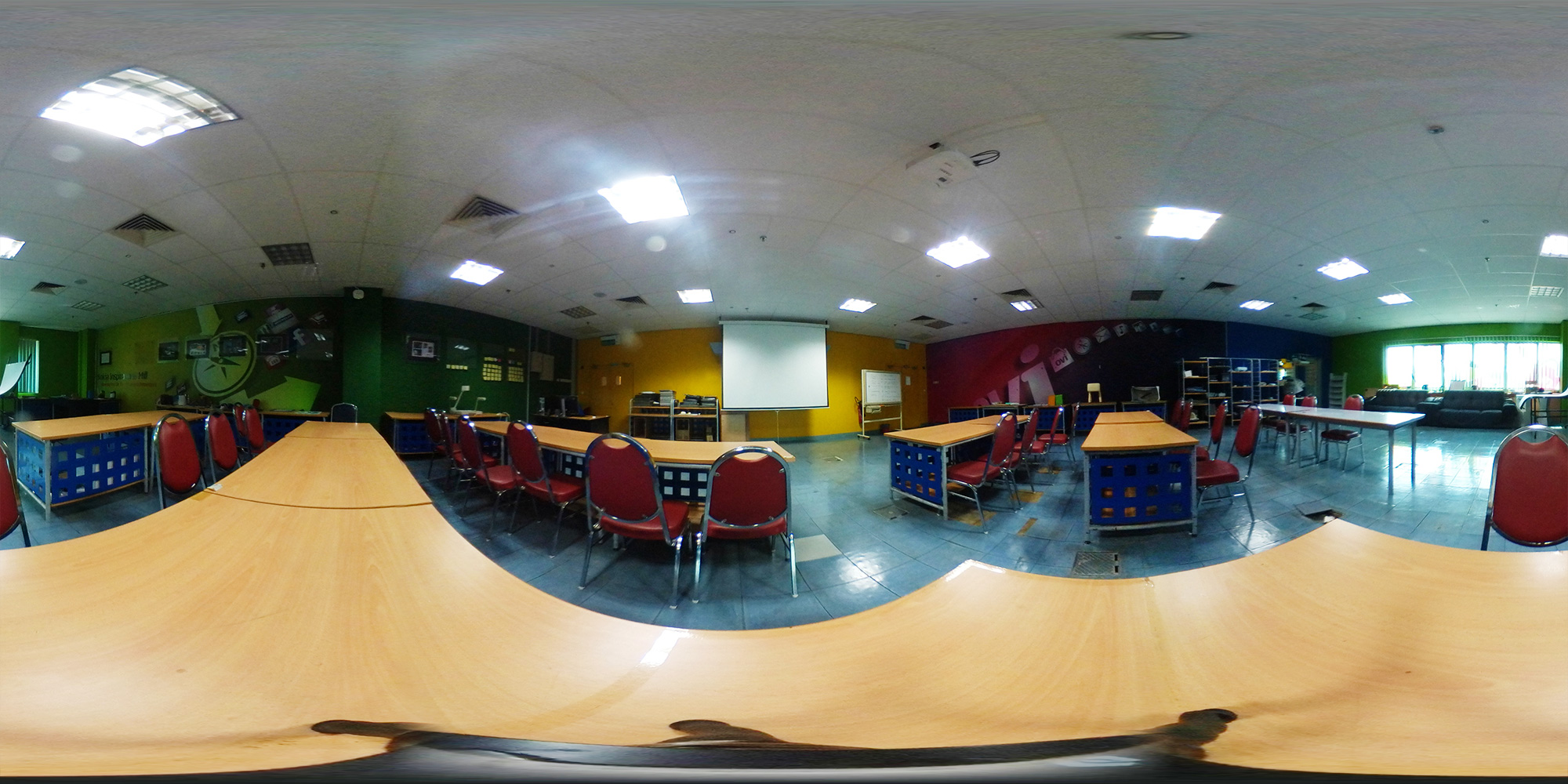 Faculty of Creative Multimedia Facilities