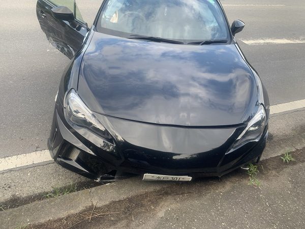 これは酷い…土浦北インター近くにてメンテしたばかりのスバルBRZで走行中、相手方の無理な右折でぶつけられ大事故…なおぶつけてきた犯人は車を