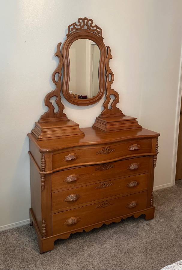 Antique Maple Dresser w/ 4 Dovetailed Drawers and Intricately Carved