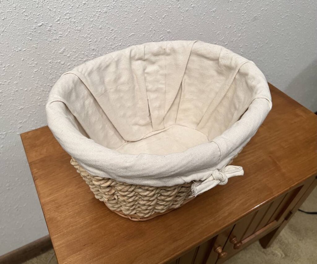 Heavy Duty Oval Wicker Basket with Beige Cloth Liner Creative Bargains