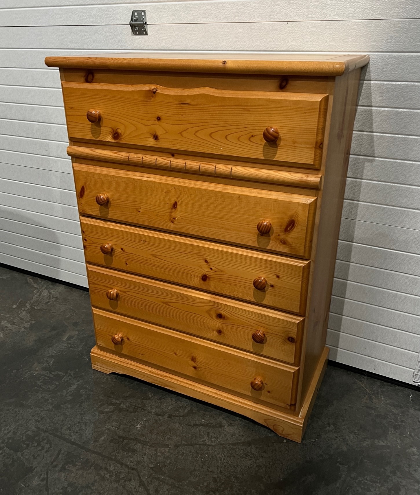 ThreePiece Knotty Pine Bedroom Set (see prices below) Creative Bargains