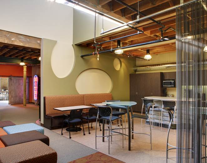 Boelter + Lincoln Milwaukee, WI Creative Business Interiors