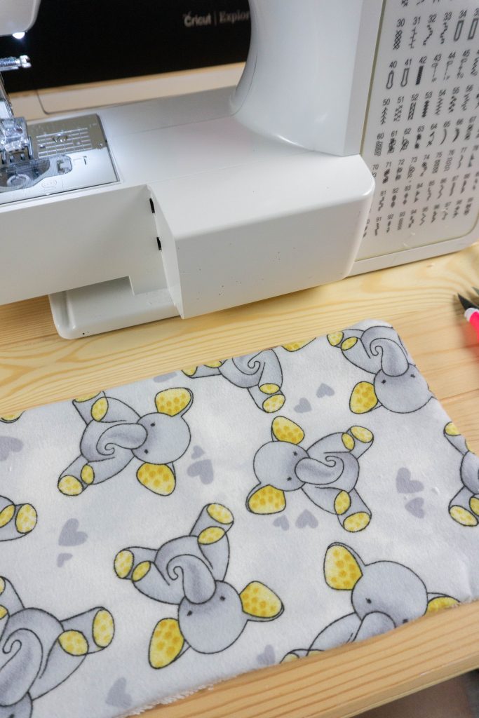 Sew a Baby Burp Cloth Creative Cynchronicity