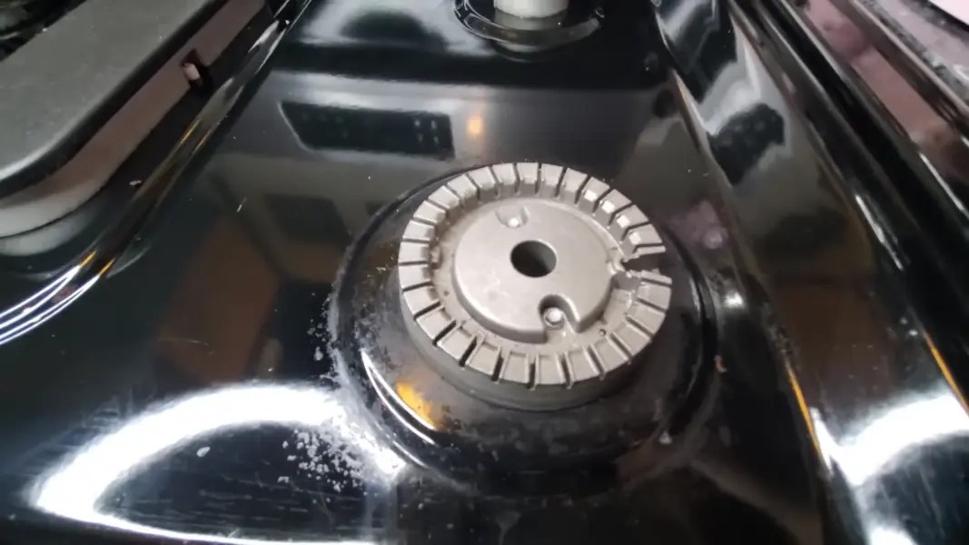 Why My Gas Stove Won’t Stay Lit?
