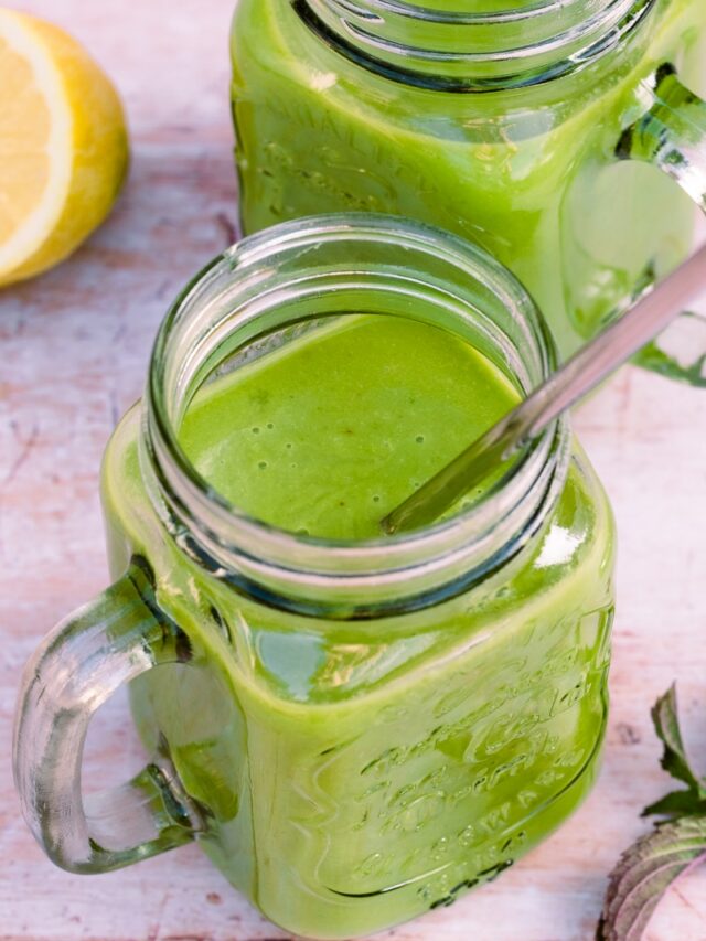 Dr. Gundry's Keto Green Smoothie Creative in My Kitchen