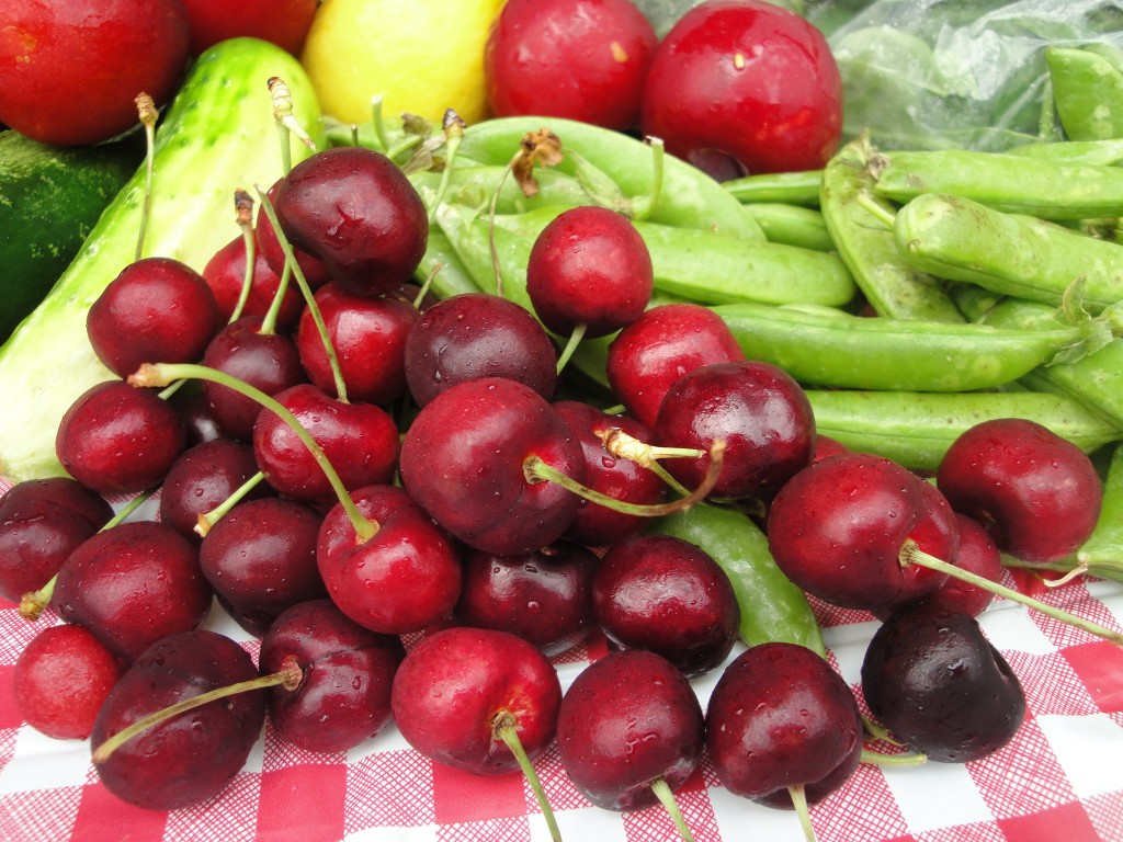 Low carb fruit list & trying to eat lower carb while traveling