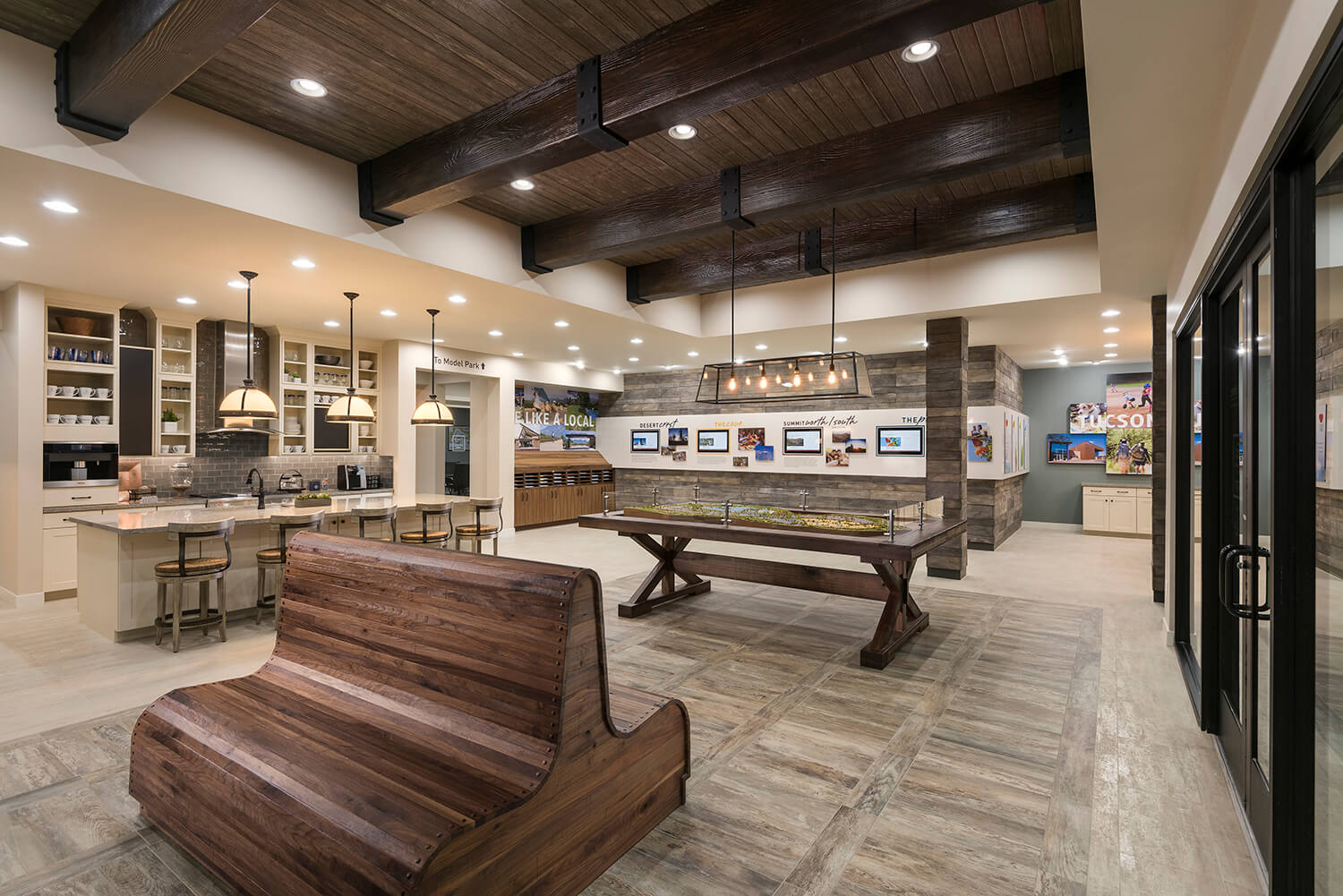 Maracay Center Pointe Vistoso Creative License International