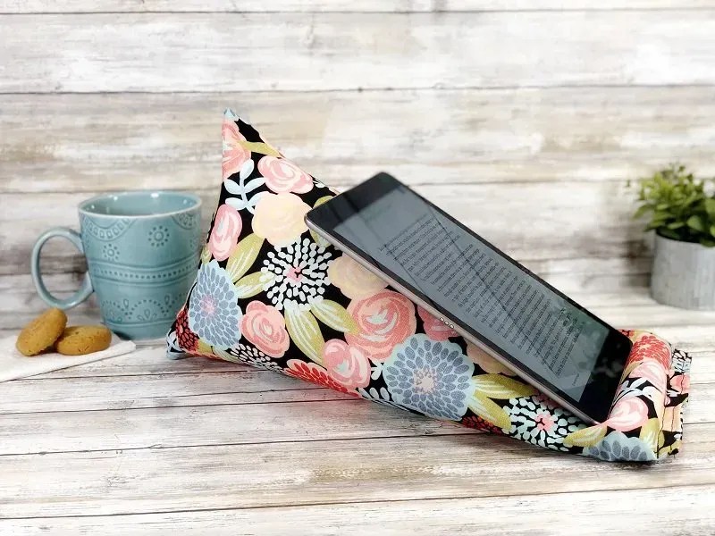 Easy Bean Bag Tablet Holder with Fairfield World