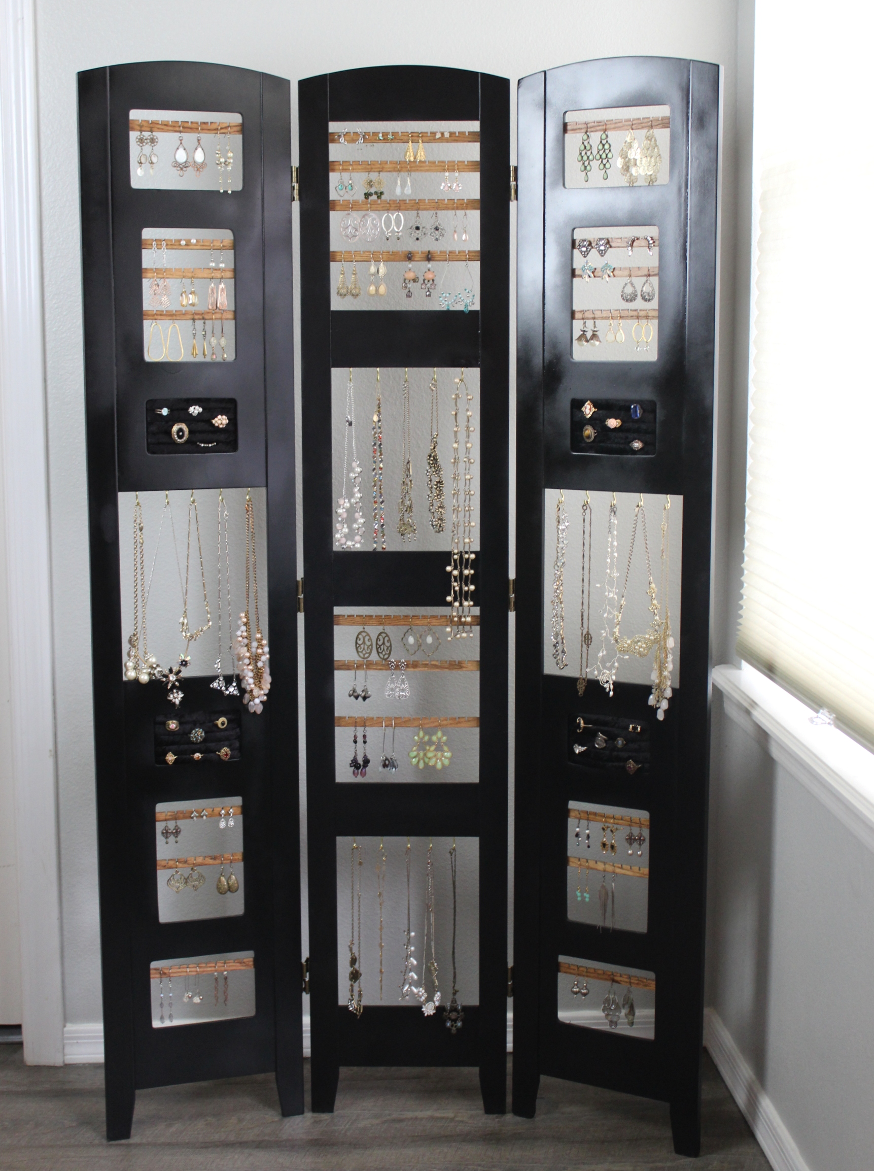 Folding Room Divider Jewelry Display Stand