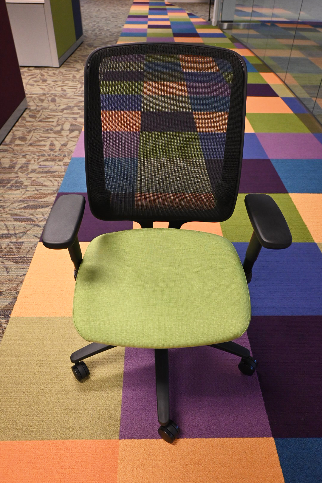 AllSteel Access Green Fabric Creative Business Used Furniture