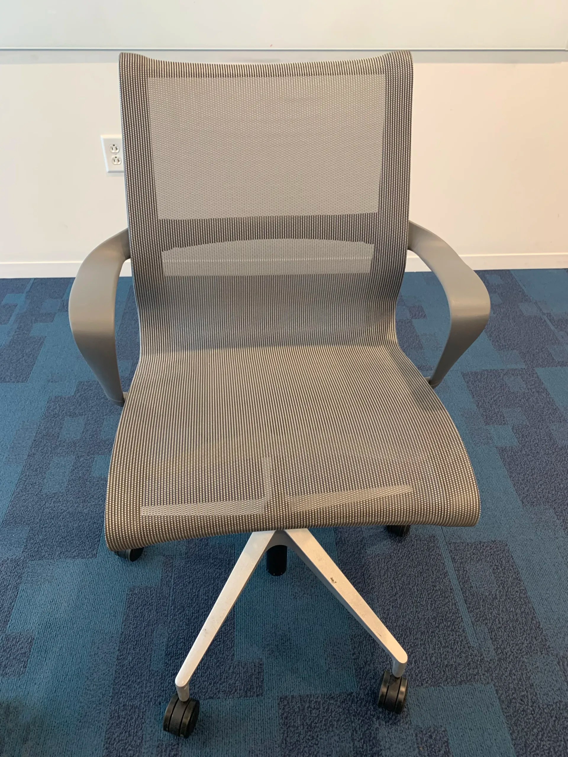 Herman Miller Setu Creative Business Used Furniture