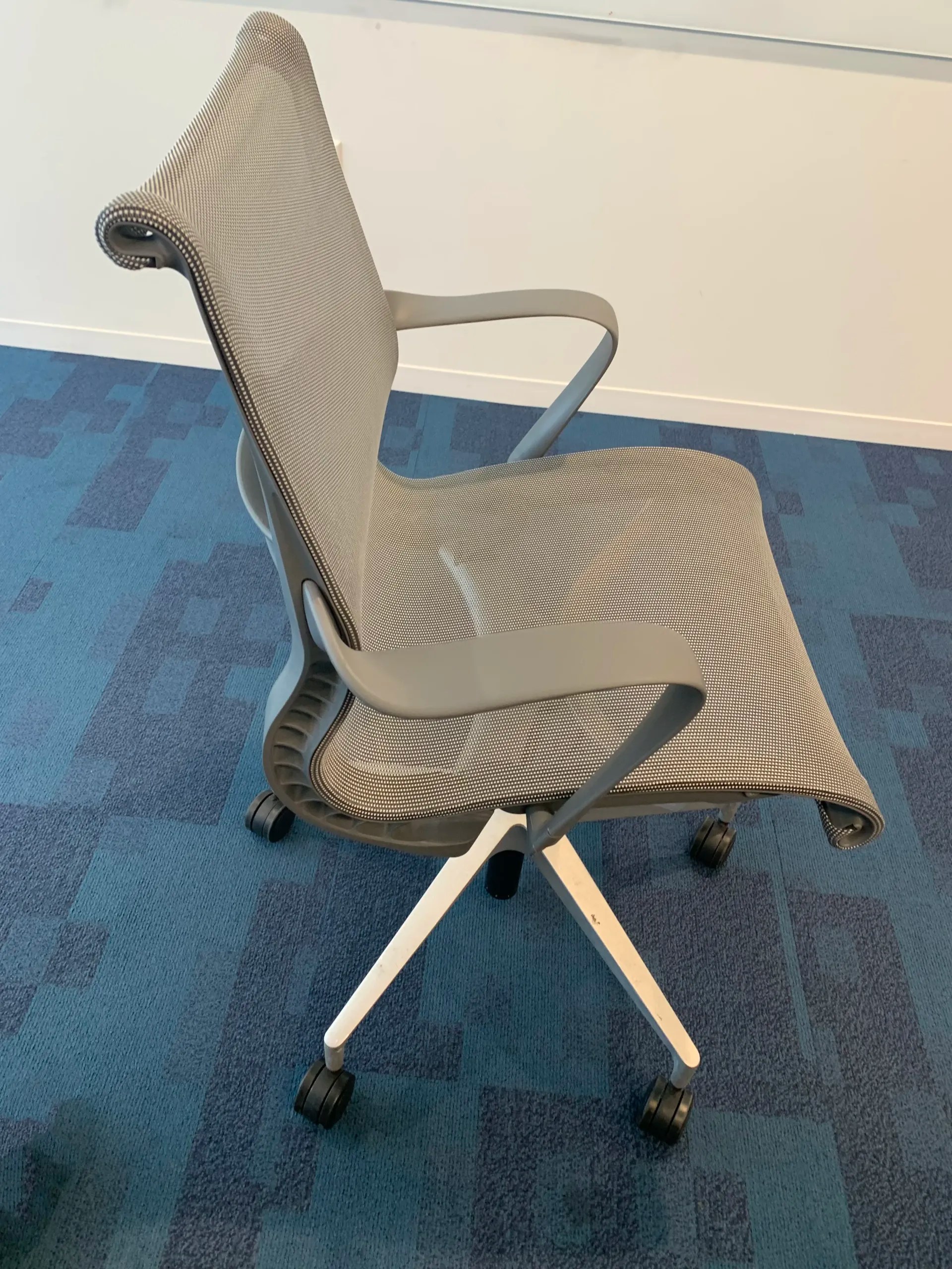 Herman Miller Setu Creative Business Used Furniture