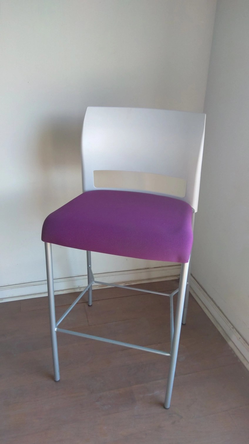 Steelcase Model 490710 Creative Business Used Furniture